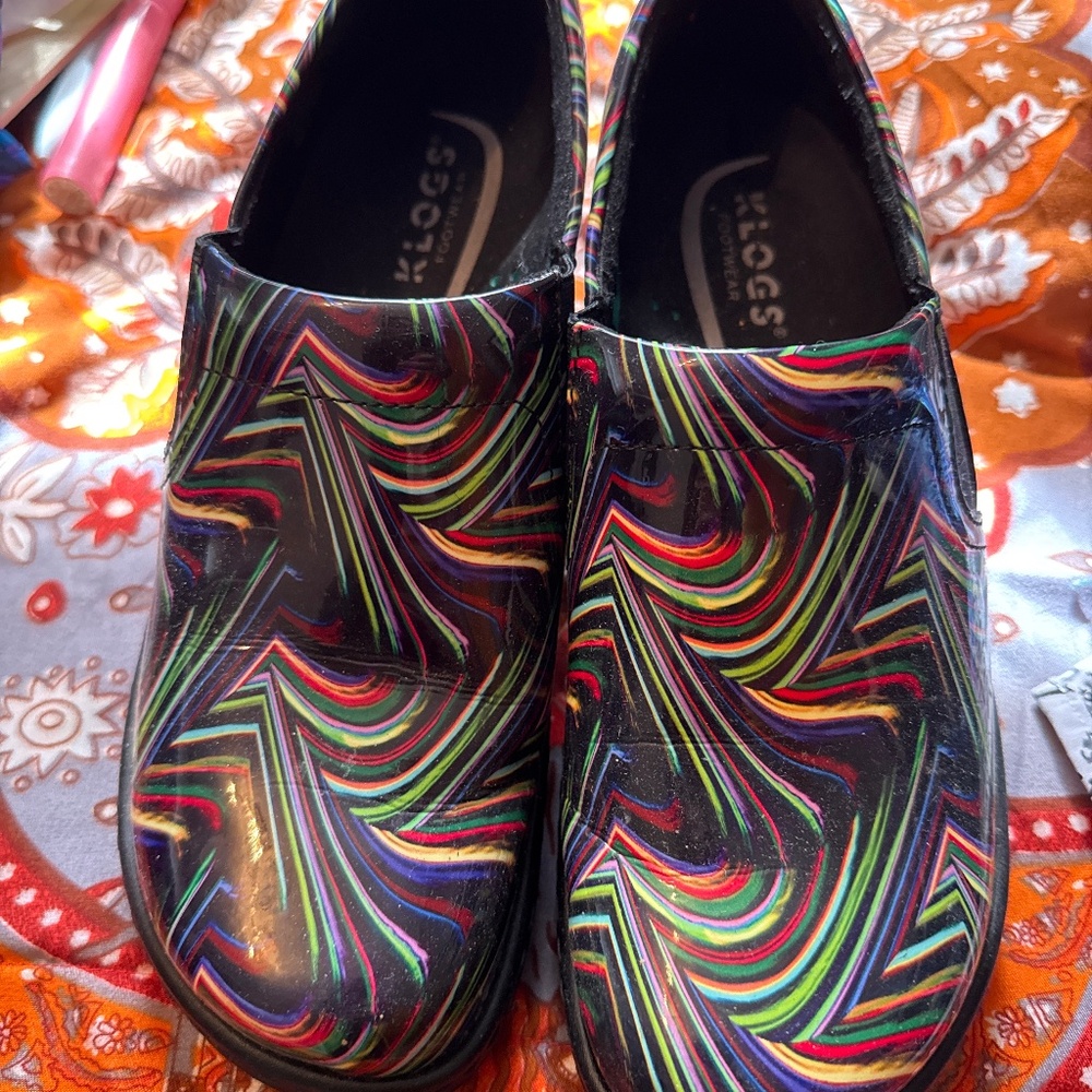 Healthcare shoes